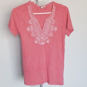Lucky Brand Pink Embroidered V-Neck Tee | Size M
